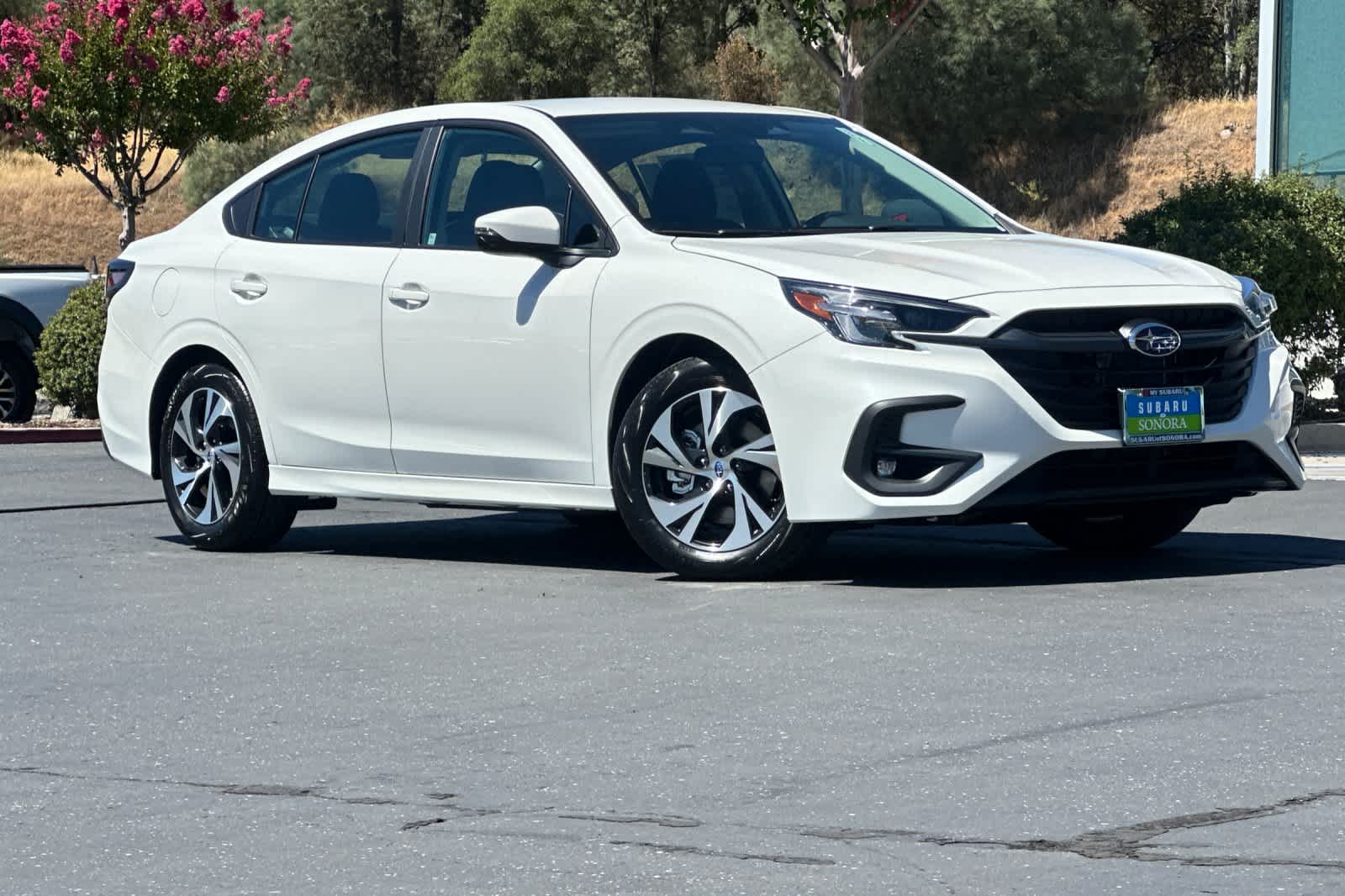 2025 Subaru Legacy Premium photo 2