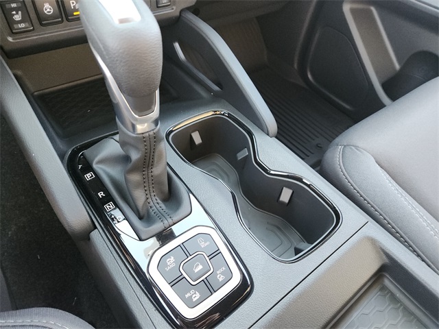 2026 Nissan Frontier Crew Cab SV photo 14