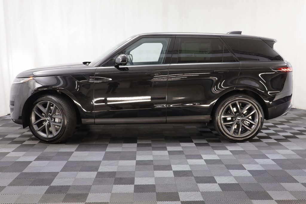 2025 Land Rover Range Rover Sport SE photo 4