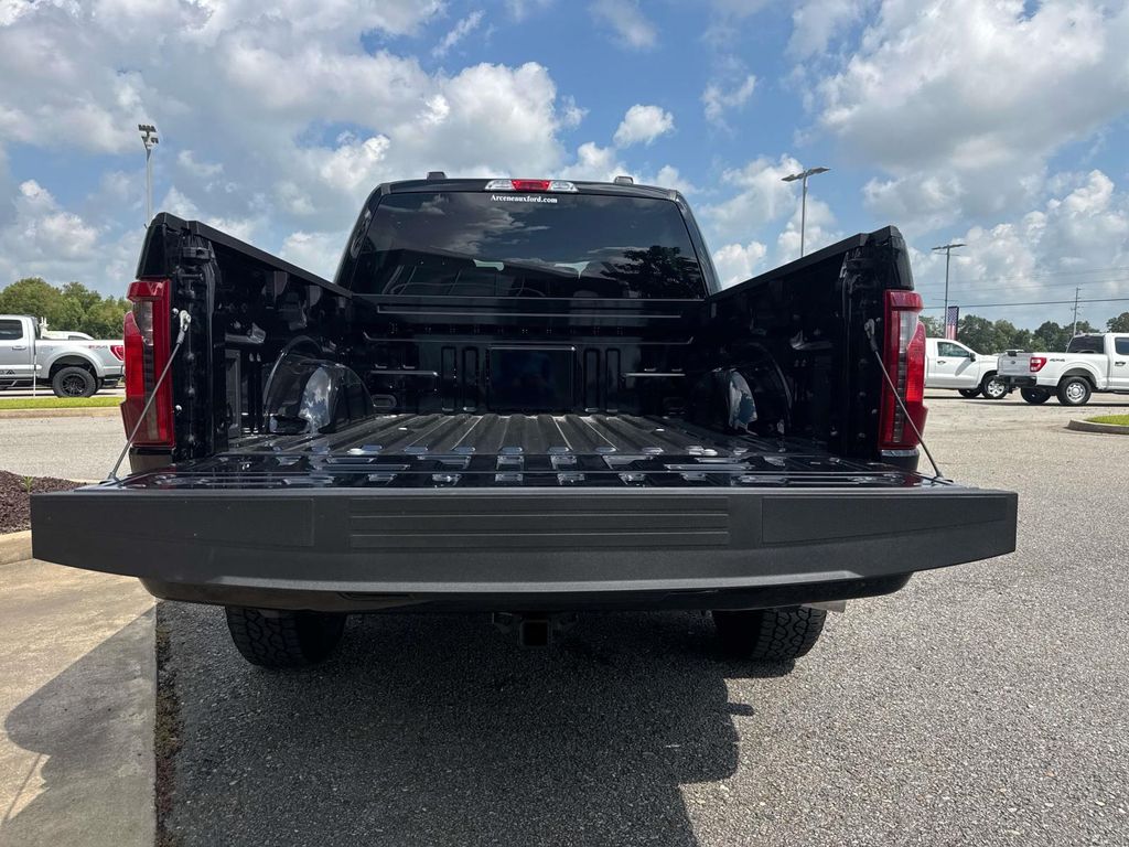 2025 Ford F-150 XLT photo 6