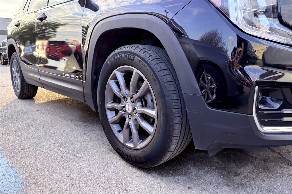 2024 Gmc Terrain SLT photo 4