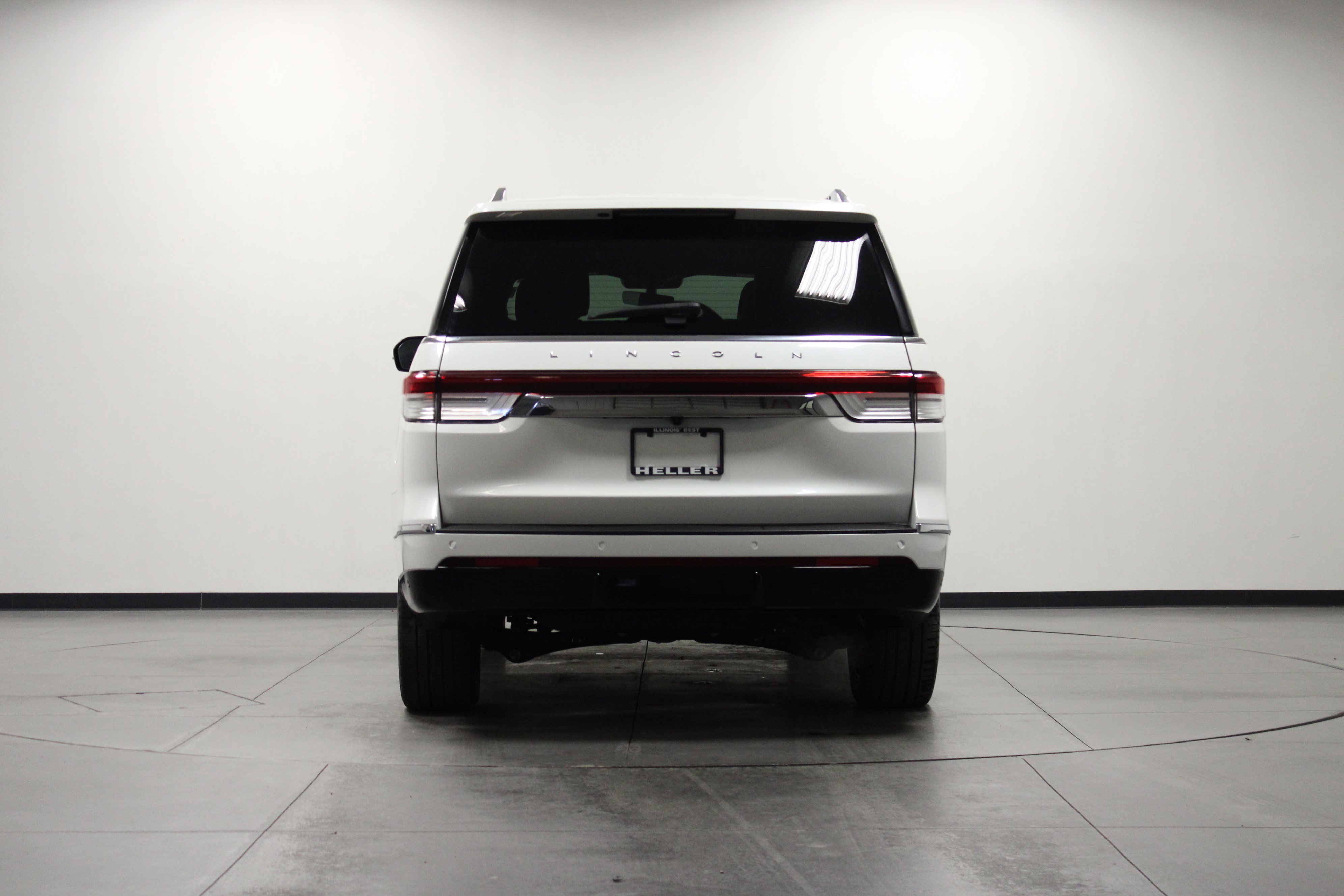 2023 Lincoln Navigator Reserve photo 3