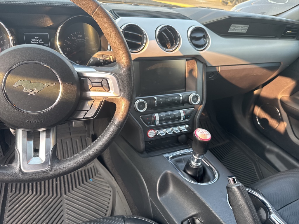 2015 Ford Mustang GT Premium photo 8