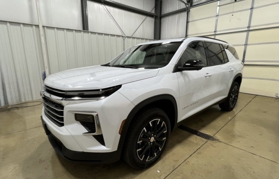 2026 Chevrolet Traverse LT's photo