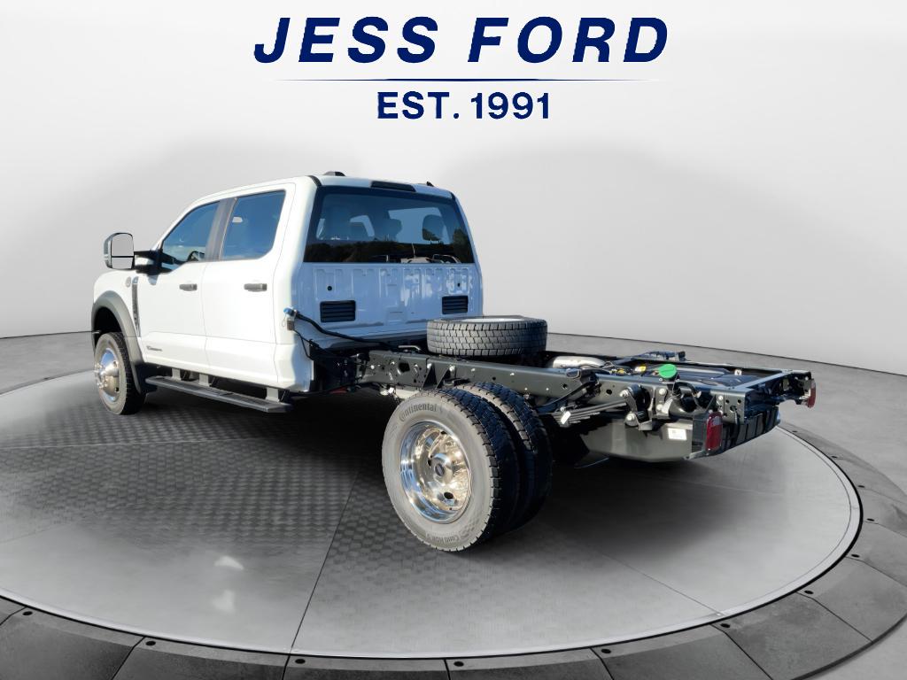 2026 Ford F-550 XL photo 3