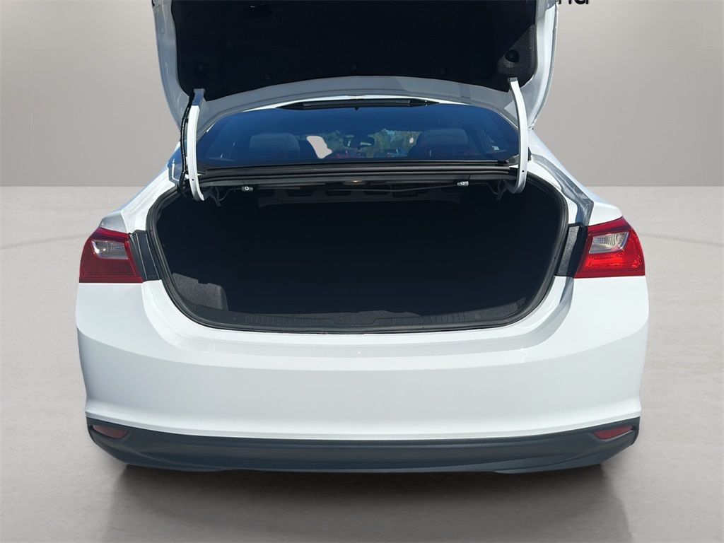 2022 Chevrolet Malibu LS photo 15