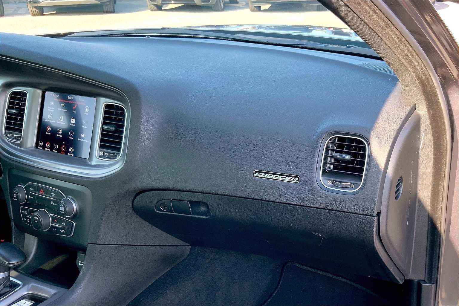 2023 Dodge Charger SXT photo 17