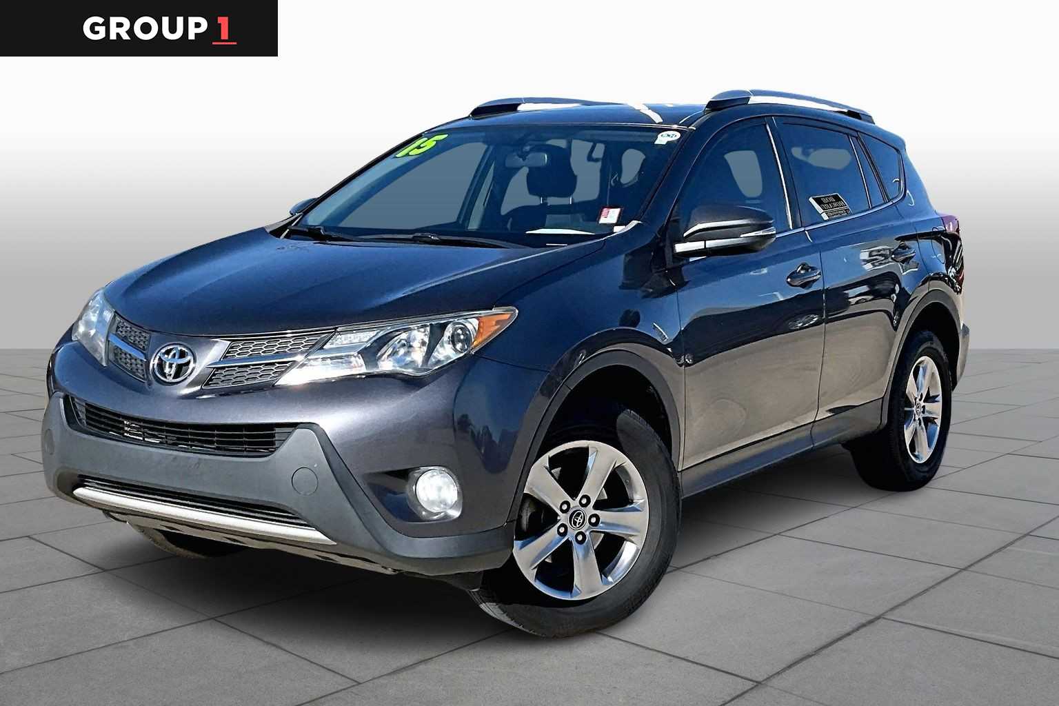 2015 Toyota RAV4 XLE's photo