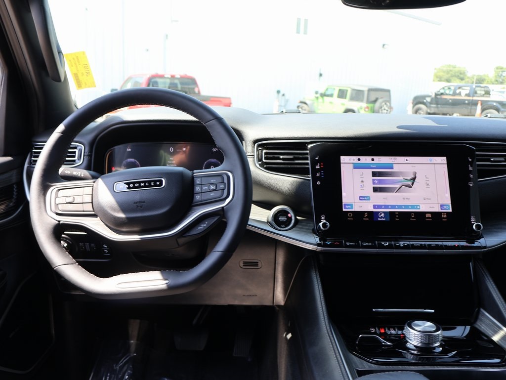 2024 Jeep Wagoneer Series II photo 19