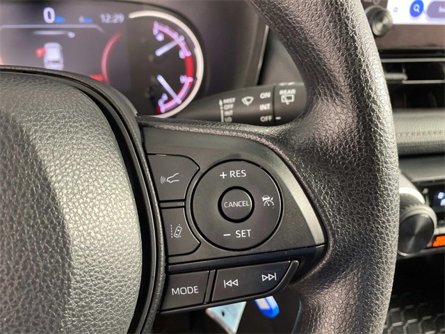 2024 Toyota RAV4 LE photo 13