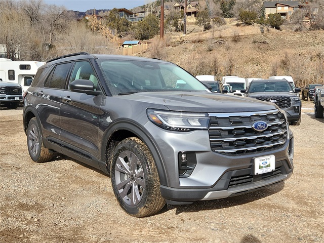 2026 Ford Explorer Active's photo