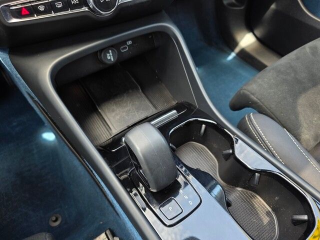 2022 Volvo C40 Recharge photo 26