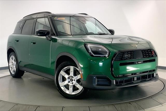 2025 MINI Countryman S's photo