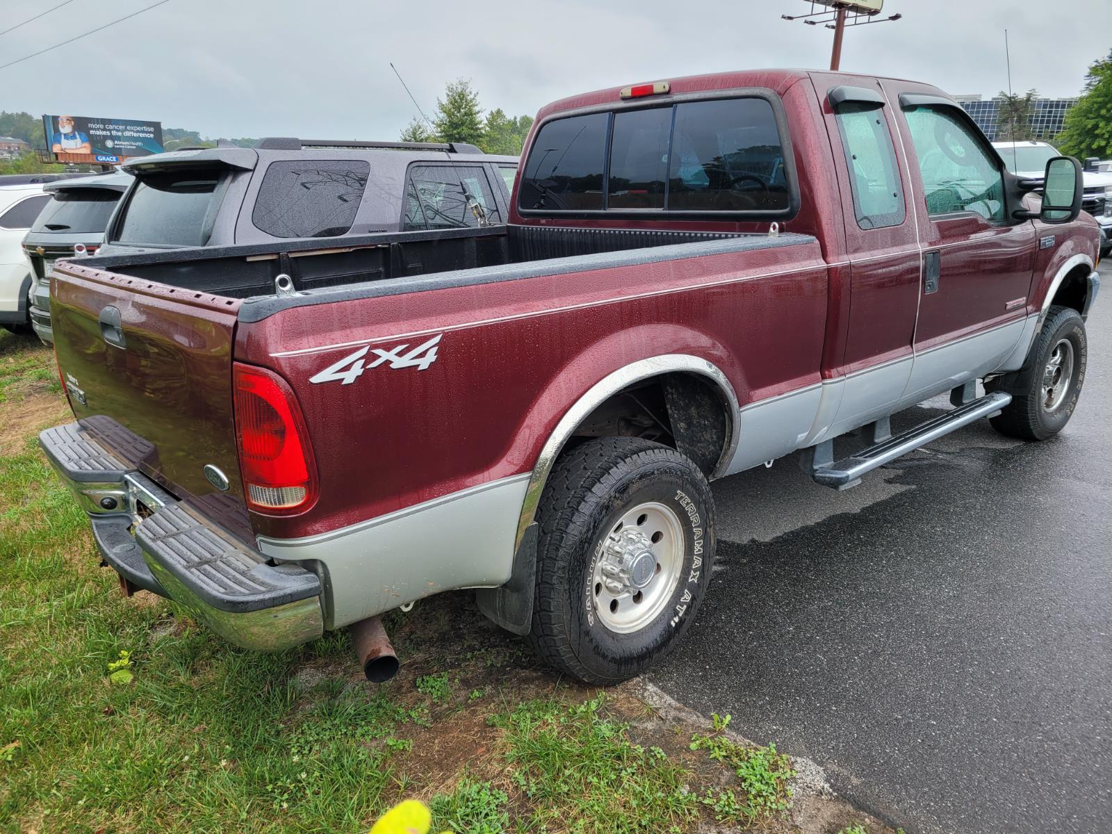 2004 Ford F-250 XLT photo 8