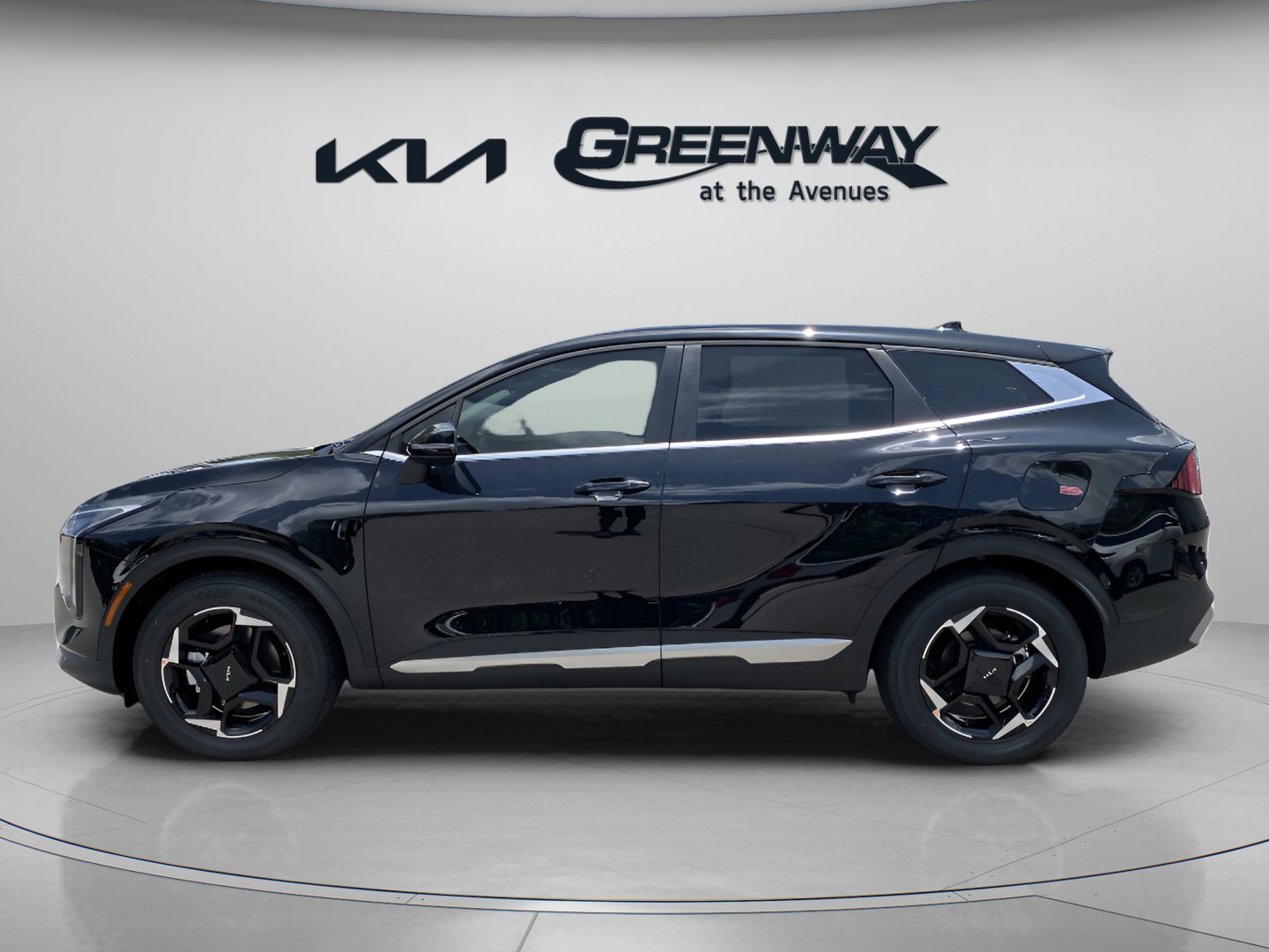 2026 Kia Sportage EX photo 2