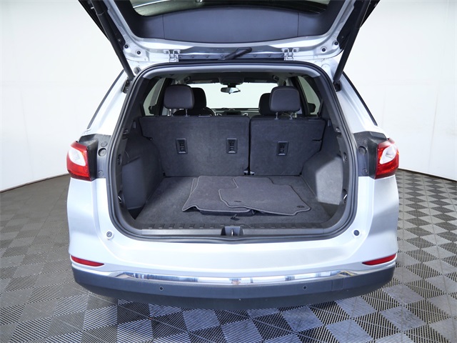 2021 Chevrolet Equinox LT photo 9