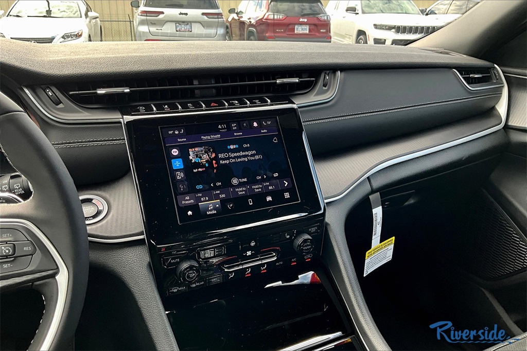 2025 Jeep Grand Cherokee Altitude X photo 7