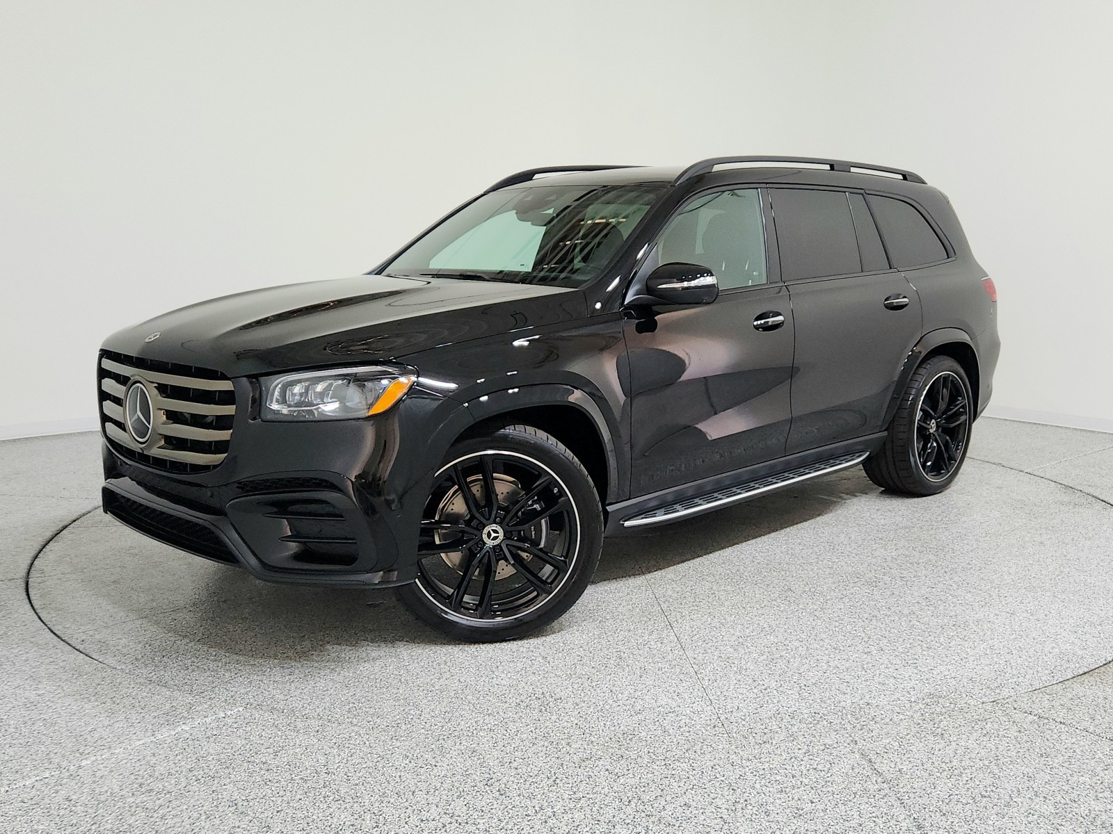 2026 Mercedes-Benz GLS Base's photo