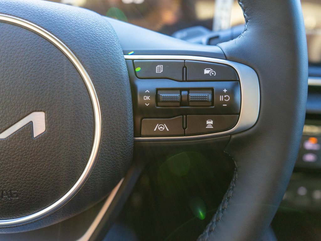 2026 Kia K5 GT-Line photo 15