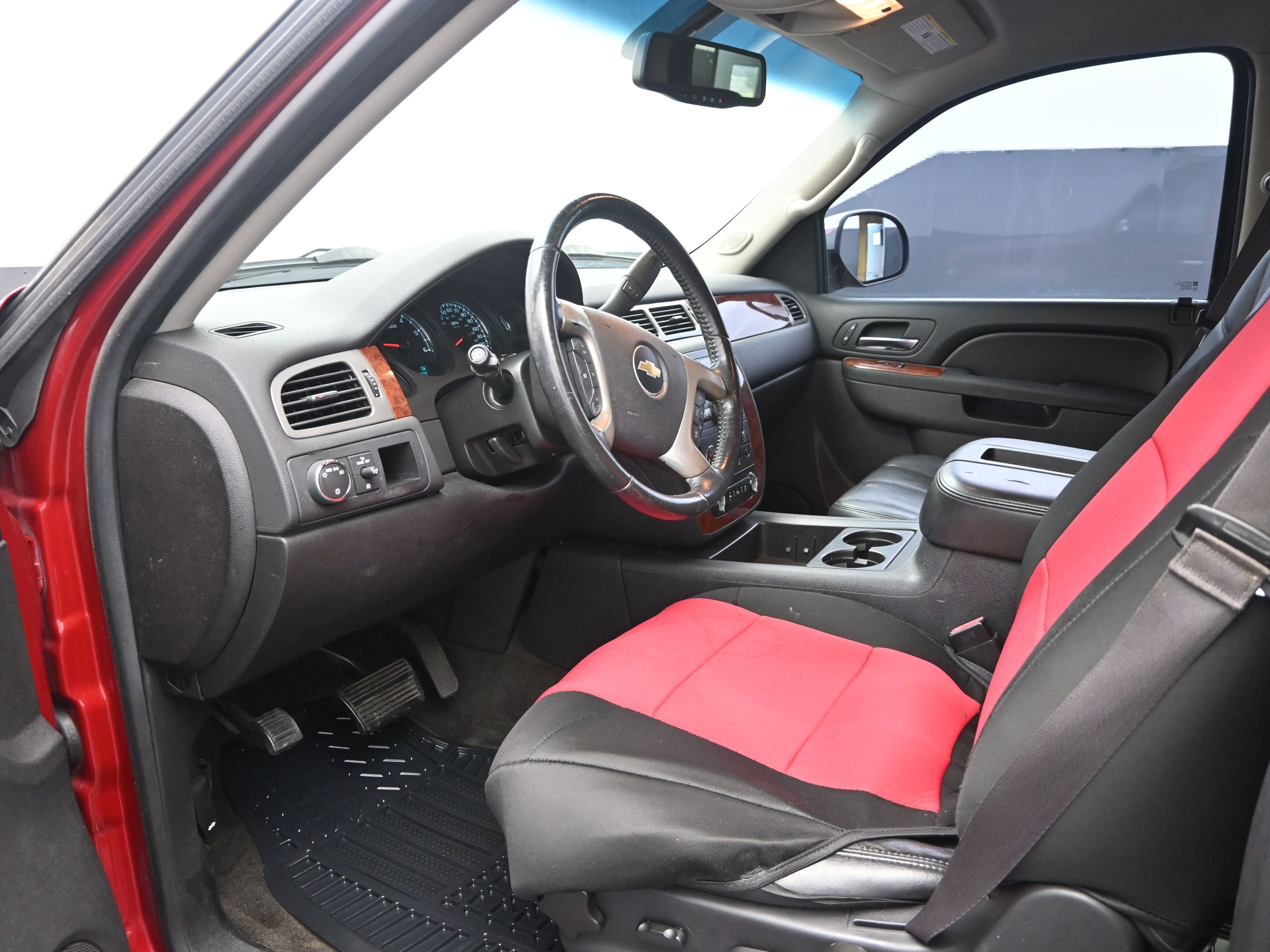 2014 Chevrolet Tahoe LT photo 6