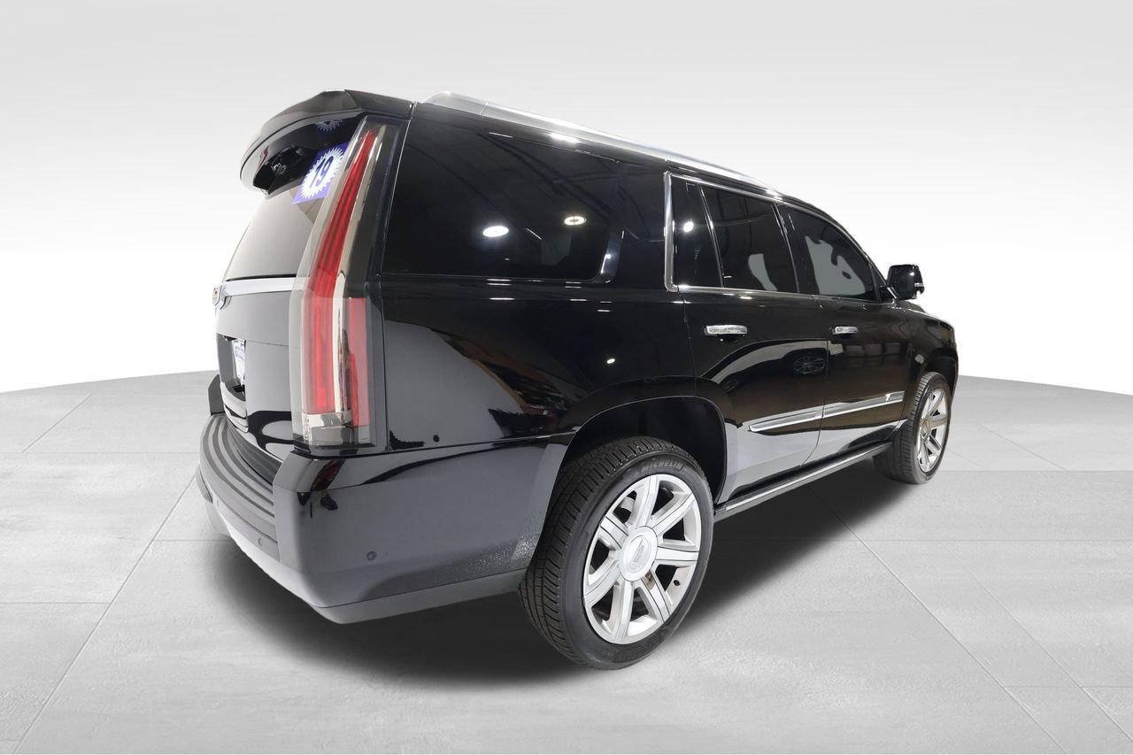 2019 Cadillac Escalade Premium Luxury photo 4