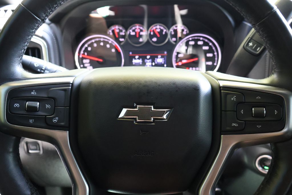 2020 Chevrolet Silverado 1500 RST photo 20