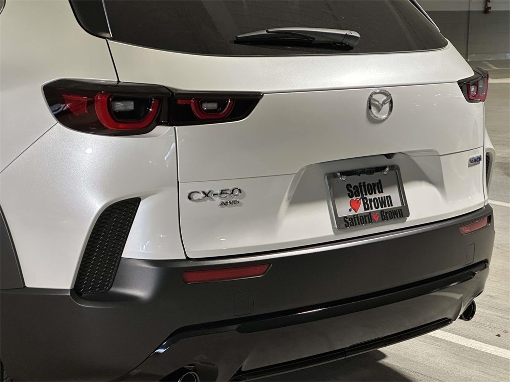 2025 Mazda CX-50 Premium photo 11
