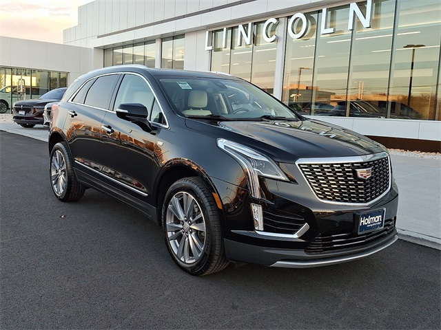 2023 Cadillac XT5 Premium Luxury photo 2
