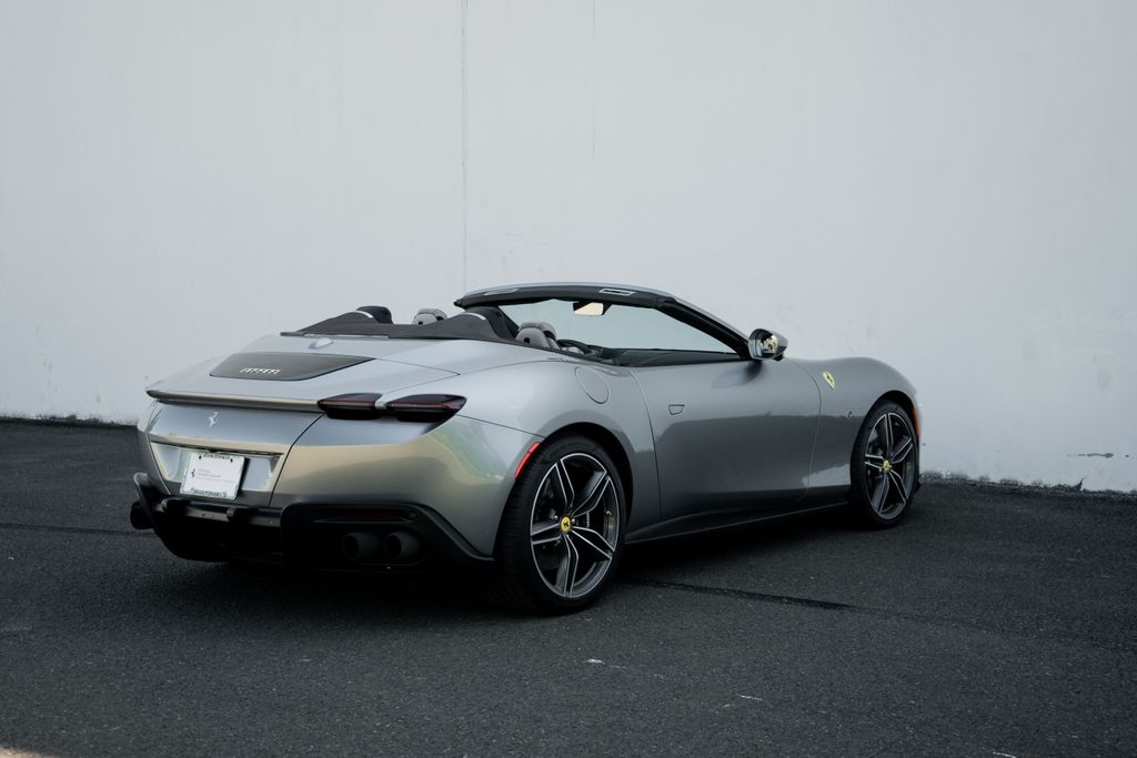 2024 Ferrari Roma Spider photo 25