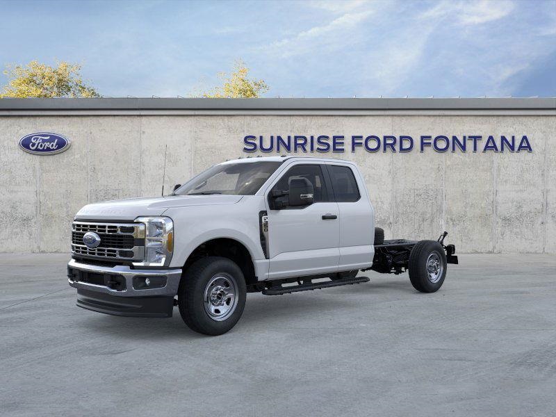 2025 Ford F-350 Super Duty XLT