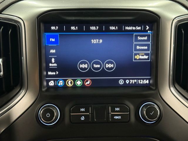 2020 Chevrolet Silverado 1500 RST photo 17