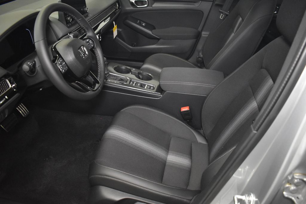 2026 Honda Civic Sport photo 17