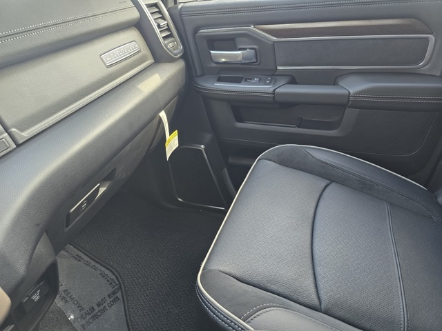 2024 Ram 2500 Laramie photo 16