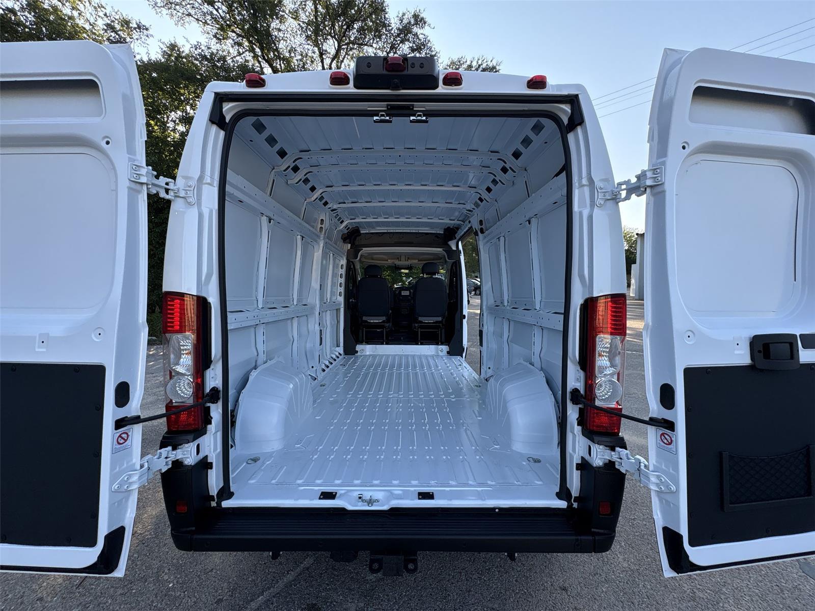 2026 Ram ProMaster 2500 photo 21
