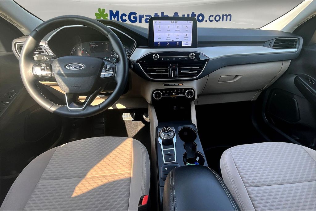 2022 Ford Escape SE photo 7