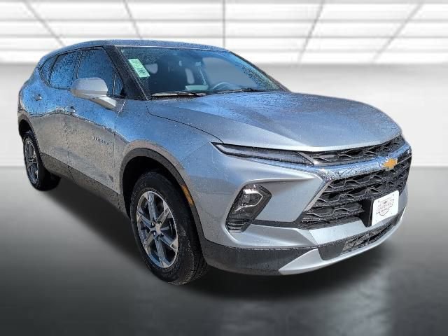 2025 Chevrolet Blazer 2LT's photo