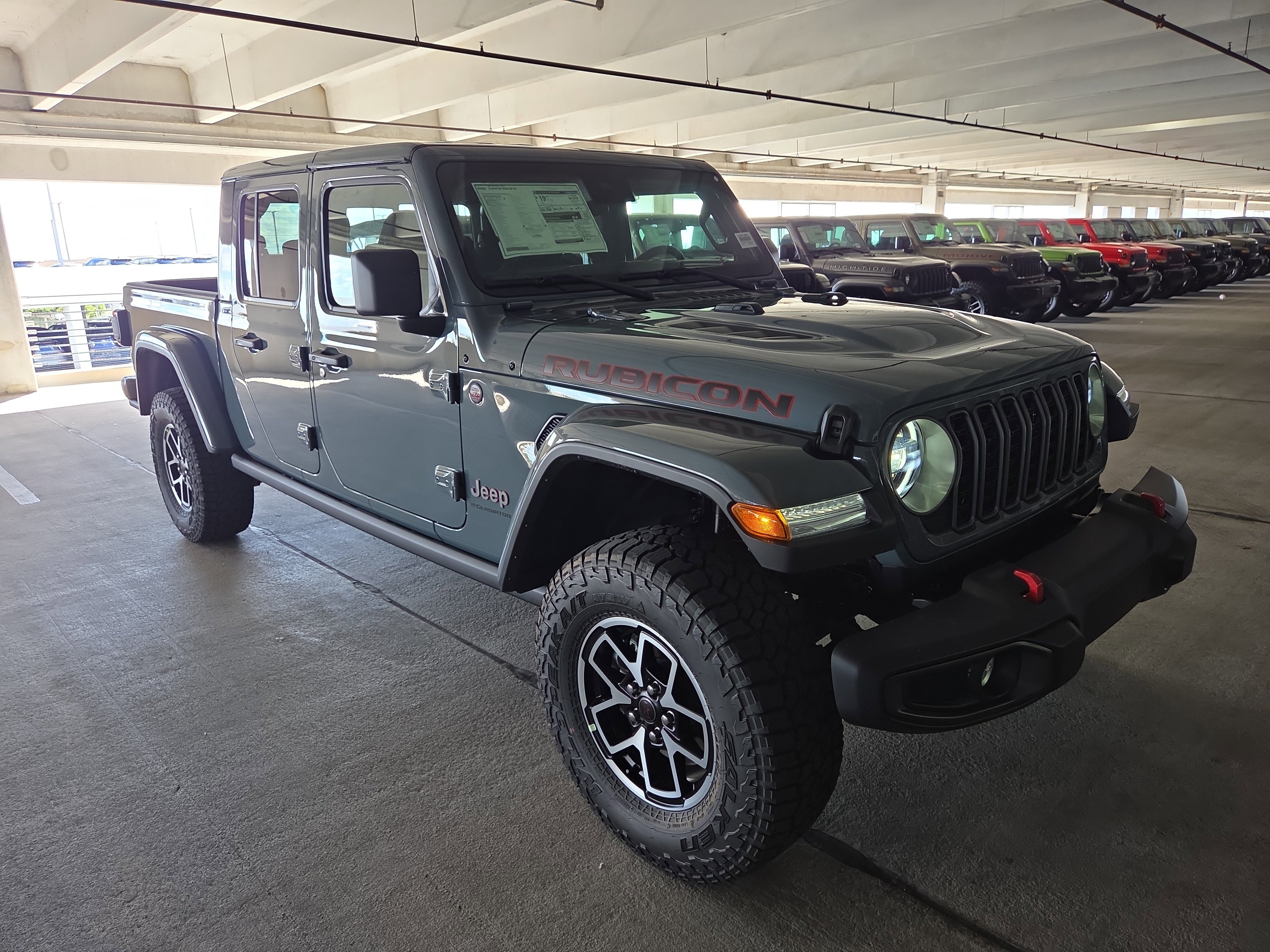 2025 Jeep Gladiator Rubicon's photo