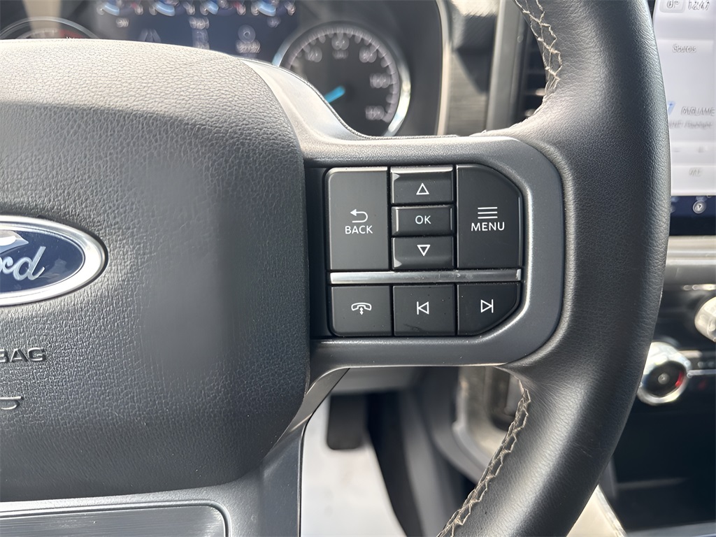 2023 Ford F-150 XLT photo 25