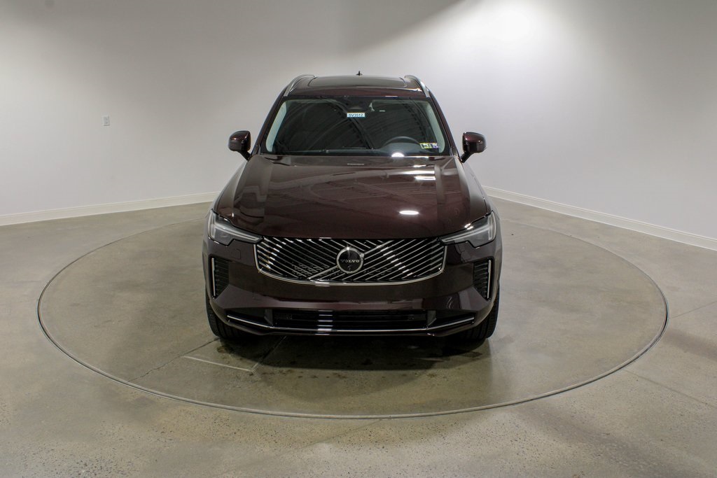 2026 Volvo XC90 Plus photo 8