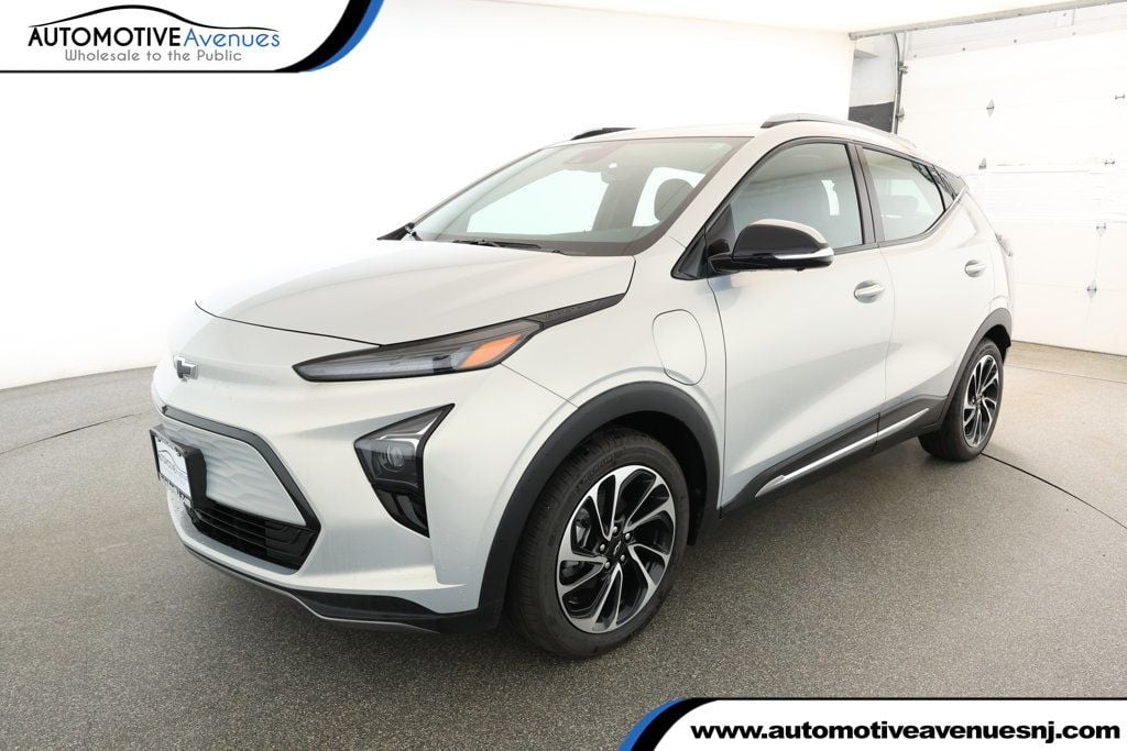 2023 Chevrolet Bolt EUV Premier's photo