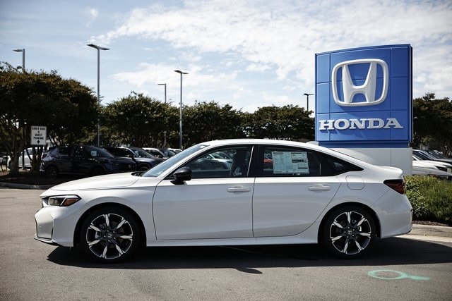 2026 Honda Civic Hybrid Sport Touring photo 2