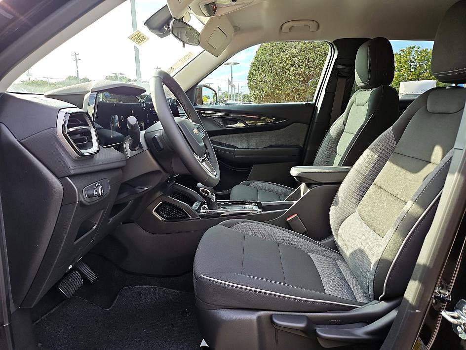 2026 Chevrolet Trailblazer LT photo 8