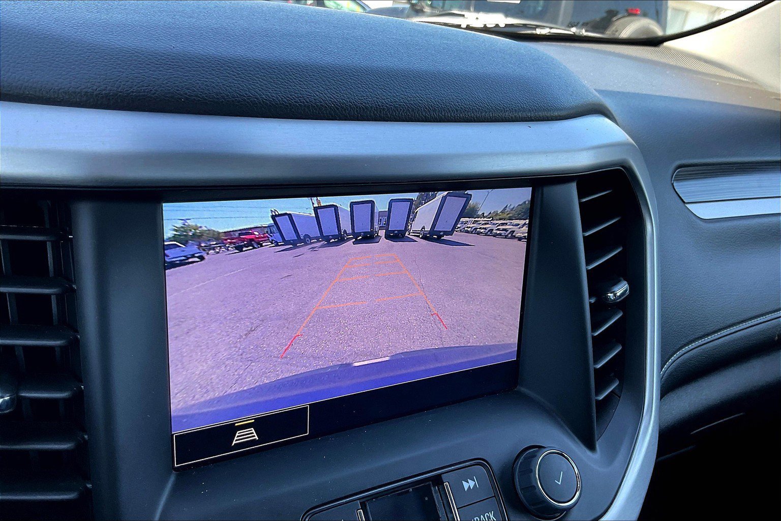 2023 Gmc Acadia SLT photo 19
