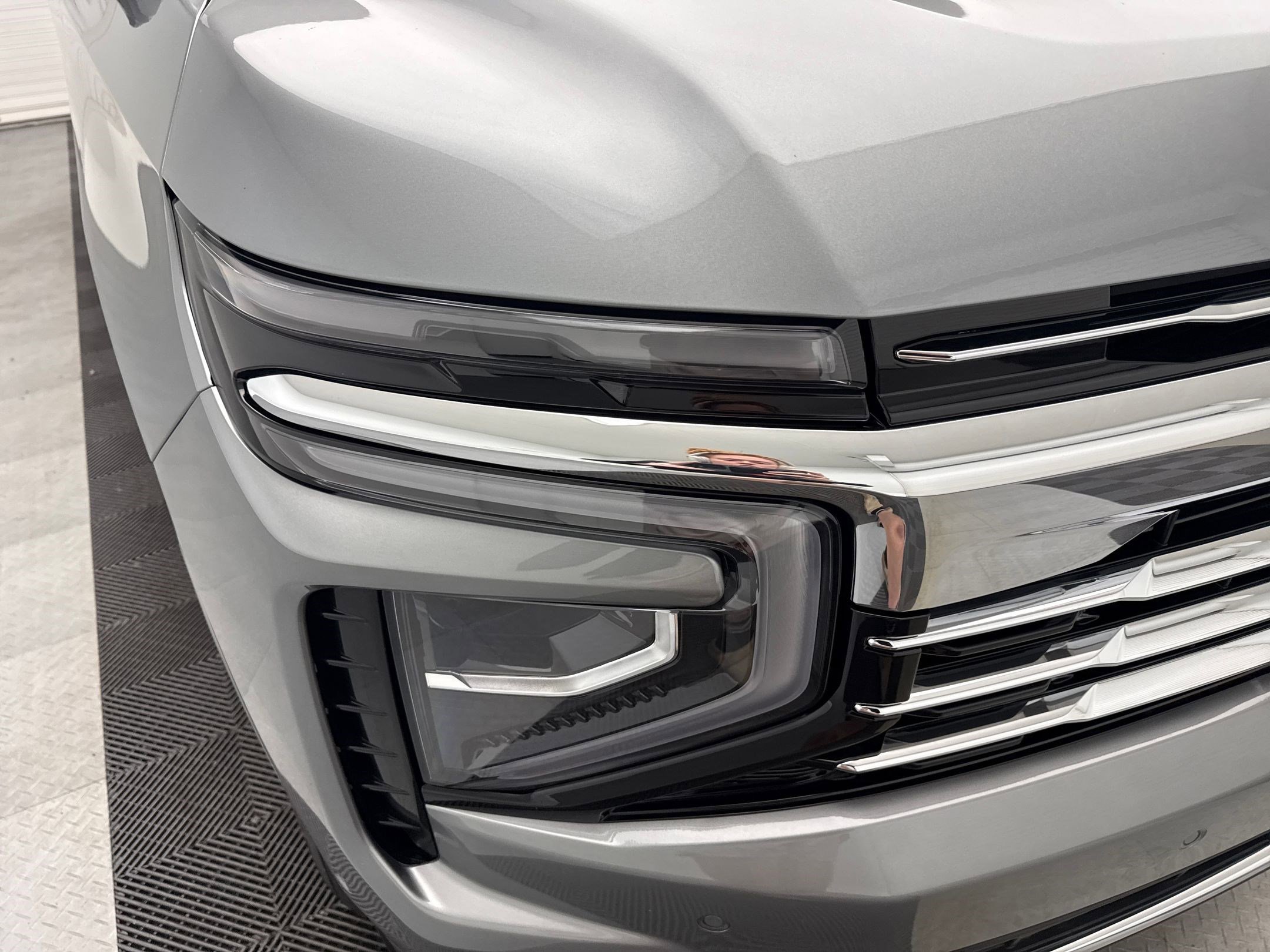 2025 Chevrolet Tahoe LT photo 6