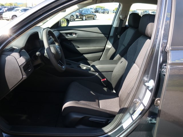 2025 Honda Accord 1.5T LX photo 6