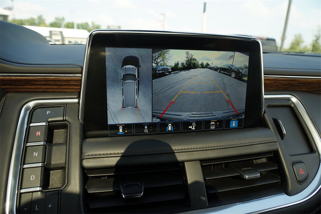 2021 Chevrolet Suburban High Country photo 28