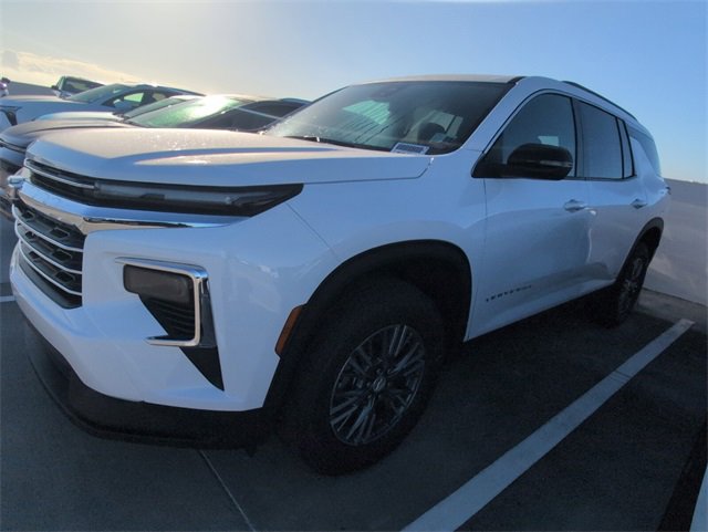 2026 Chevrolet Traverse photo 4