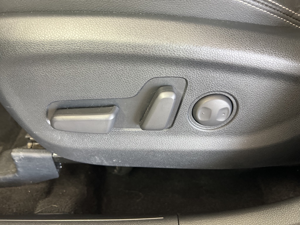 2022 Kia Sportage Nightfall Edition photo 2