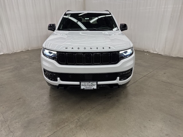 2025 Jeep Wagoneer L Series II photo 2