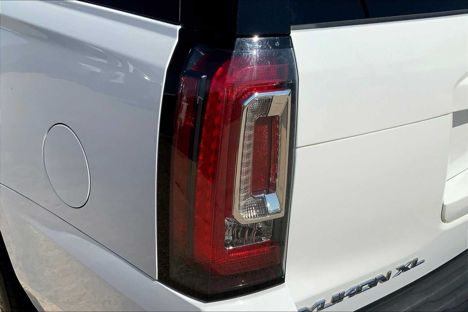 2020 Gmc Yukon XL SLT photo 27